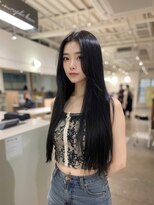 マウナケア(Maunacare)&nbsp;大人可愛い20代30代40代小顔ウルフレイヤーボブ丸み韓国ロング