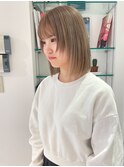 ミルクティーベージュ／顔まわりレイヤー／ボブ　オモダノリコ
