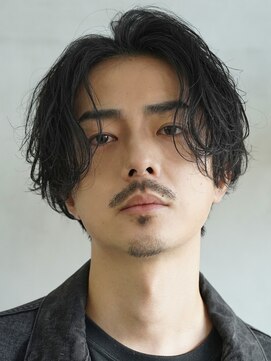 フィフス 仙台(fifth) 仙台センターパートフェザーパーマニュアンスパーマ刈り上げ30代