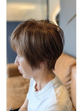 ジールヘアー(GIIL HAIR) クールくびれショート