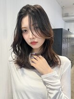 アルバム 新宿(ALBUM SHINJUKU)&nbsp;ロング暗めカラーグレージュ韓国ヘア顔周りレイヤー_F1114