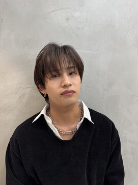 エムクール(M,cooL) ラウンドマッシュ曲がる矯正ストレートパーマ