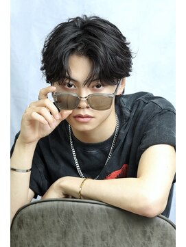 リップス 吉祥寺店 (LIPPS) ニュアンスセンターパート毛流れパーマ