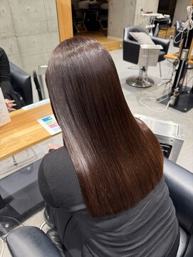 【山嵜　栞】ラベンダーブラウン/ぱつっとロング/心斎橋