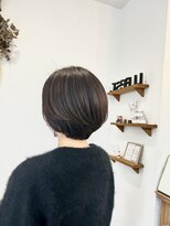 リベストバイジェービー 稲毛(li best. byjb)&nbsp;ワンホンレイヤー/ミルクティーブロンド/ダークブルー[稲毛駅]
