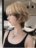 顔周りレイヤー前髪カットハイトーンウルフカット_ba583742