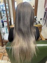 アイヘアー(AI HAIR)&nbsp;毛先重めのロングヘア