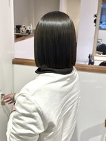 スリー(THREE)&nbsp;オリーブブラウン