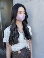 アチーブ ヘア デザイン(achieve hair design)&nbsp;愛されウェーブロング ベージュインナーカラーイヤリングカラー