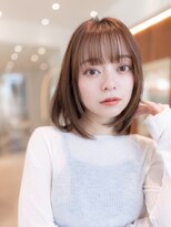 20代30代大人可愛い斜めバング/グレージュカラー小顔ボブ