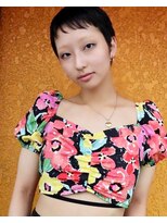 イリス(Iris.)&nbsp;ベリーショート×眉ブリーチ