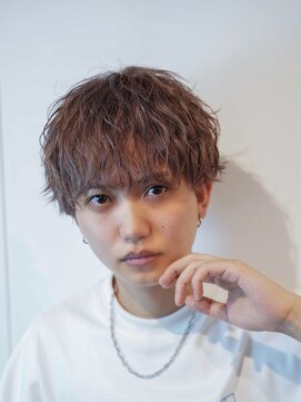 オーシャントーキョー(OCEAN TOKYO) ツイスパマッシュ(刈り上げツーブロック黒髪パーマ)