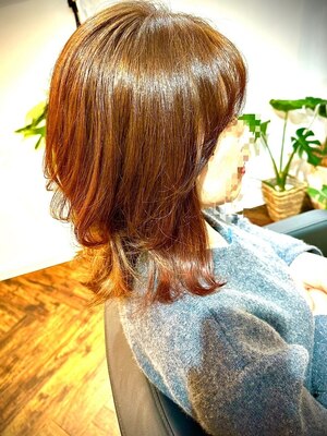 似合わせカットはもちろん肌色やお洋服に合わせたヘアカラーで自分だけの特別なスタイルを☆