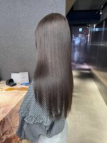 ペレ 栄店(PELE)&nbsp;デザインカラー/レイヤーカット/ウェットヘア/オリーブベージュ