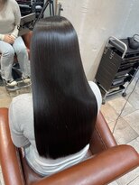 シアー(SHEER.)&nbsp;髪質改善×縮毛矯正×酸性ストレート【表参道,青山,外苑前美容室