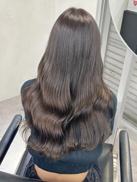 アロ 大阪梅田(alo) 【megumi】グレージュカラー《大阪梅田駅》