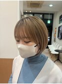 ショートボブ