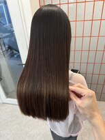 ペレ 栄 アネックス(PELE栄ANNEX) 韓国 くびれロング レイヤー ワンホンヘア 小顔前髪