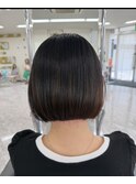 ツヤ髪パッツンボブ