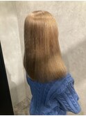 ミルクティーベージュ