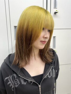 【akari担当】ルーツカラー〈イエロー×ハニーブラウン〉