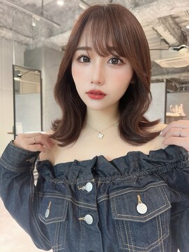 美髪レイヤーカット/顔まわりレイヤー/くびれミディアムレイヤー