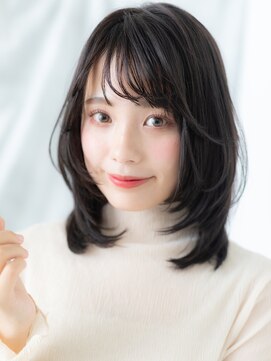 ドクターズ サロン ラブ(Dr's Salon LAB) オリーブブラウン斜めバングレイヤーカットs古河20代30代40代