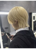 シーエスメイド バイ シャチュー 大須店(CS made by SHACHU) 抜きっぱなしブロンド/ブロンド/センターパート/毛流れ