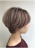 大人可愛い20代30代40代小顔ワンサイドショートボブ丸み前下がり