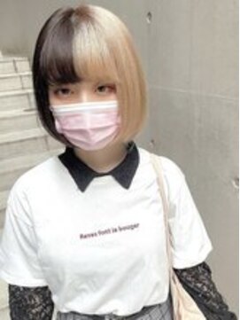 ディア(.eer) ミニマムショート×ツートンカラー#小顔ボブ#10代#20代#心斎橋