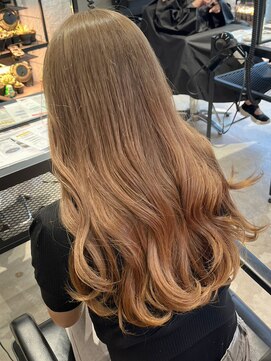 ピボット 北千住(PIVOT) ミルクティーベージュ