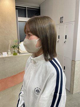 サンド 鹿児島中央(sand) @ayumi_sand  オリーブベージュ　ボブ