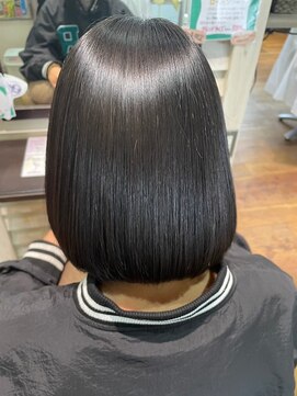 TJ天気予報 5コ 天白店 「ビフォーアフターあり」丸みショート「縮毛矯正」