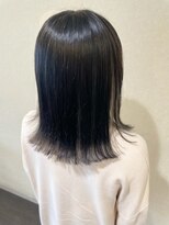 スーパーカット 元町店(SUPER CUT)&nbsp;インナーカラー　ブラック×シルバーベージュ　艶カラ―