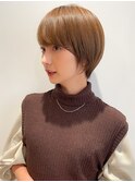 大人マッシュ小顔カットネビージュワンレンひし形ボブルフ黒髪
