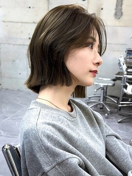 サイン 渋谷(SIGN) 20代ボブレイヤーカットグレージュブリーチ無し