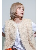 ベベ ヘアースペース(BeBe hairs space)&nbsp;レトロボブのハイトーングレーベージュ