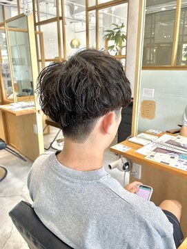 フェリアファム 北千里(FERIA fam) 緩めシャドウパーマ