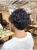 くせ毛を活かすメンズパーマ