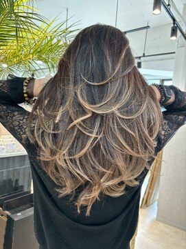 メリー オオサカ(Merly Osaka) バレイヤージュ