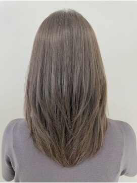 アンジュール ラナリア(1//jour LanaRia) 自然な縮毛矯正で叶える【上品ストレートレイヤー】