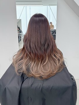 アライブ キチジョウジ(ALIVE Kichijoji) 【ALIVE吉祥寺】ミルクティーベージュグラデーションカラー