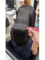 ウラン 元町店(Urun)&nbsp;髪質改善ストレート【髪質改善トリートメント/縮毛矯正】