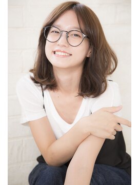 ガーランド (Garland) [Garland/原宿]メガネでオシャレ☆サラッとストレート