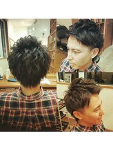 タイニータイニー(tiny tiny) ツーブロックショートスタイル