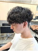 波巻きスパイラルパーマメンズ刈り上げショート王道マッシュ