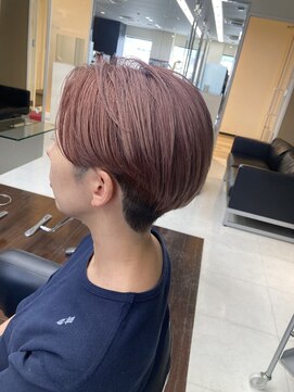 シャンプーボーイエイムス(SHAMPOO BOY aims) ベージュピンク×刈り上げショート