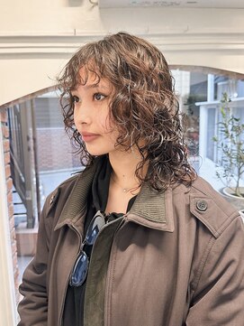 ラレイ ハラジュク(Lalei harajuku) 【白石】レディースレイヤースパイラルパーマウルフ原宿