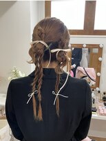 エリリーム(mlilym)&nbsp;甘すぎないツインヘアアレンジ