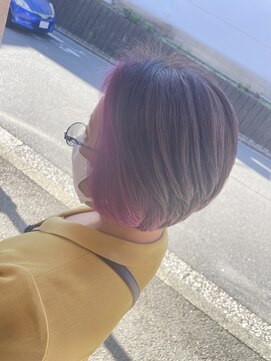 フラワーズ(Flowers) 【手櫛でまとまる！ナチュラルショート】インナーカラー